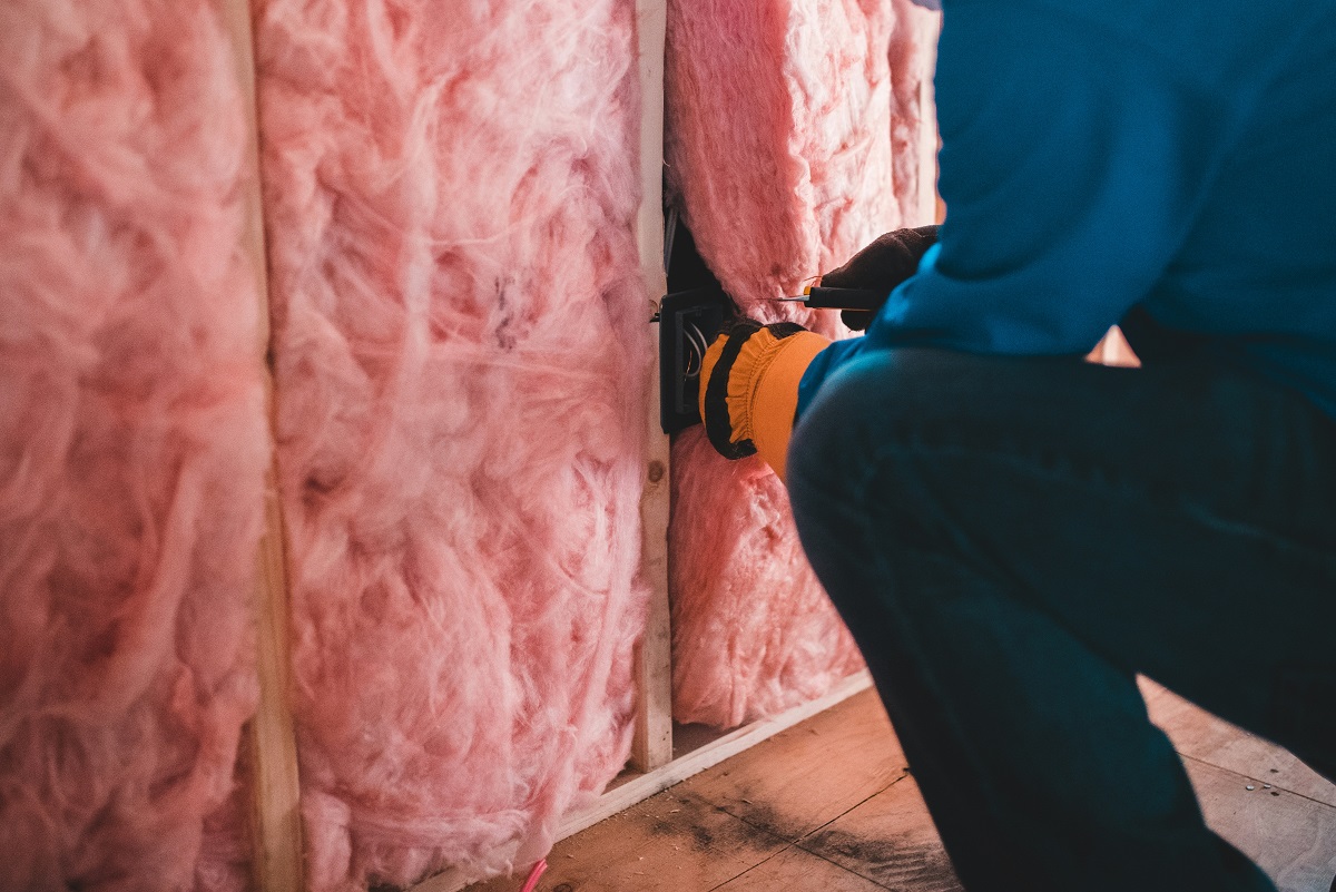 When to Replace Insulation: 9 Signs Your Home Is Losing Its Protection